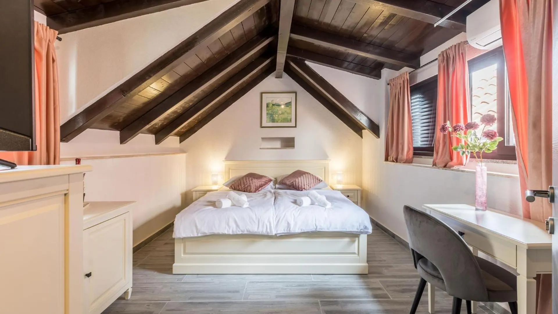 Old Town B&B Rooms Matusko Split Bed & Breakfast