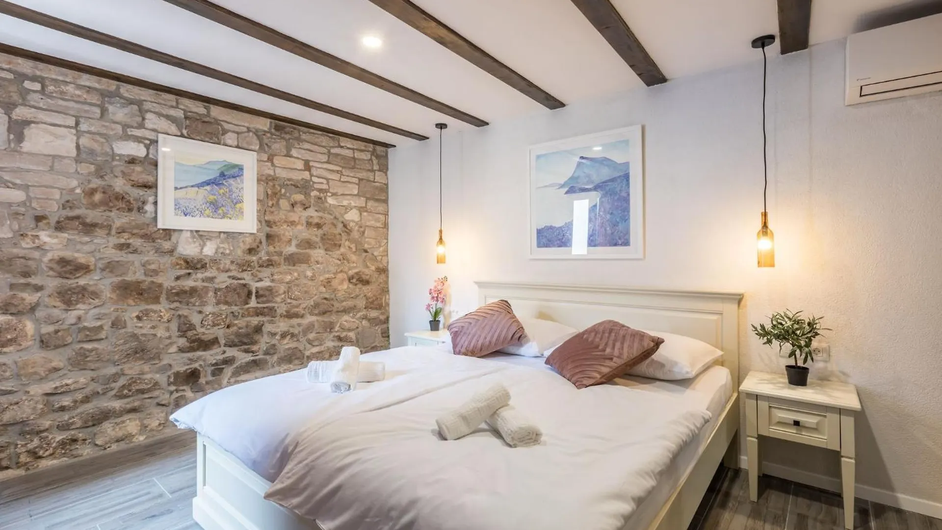 Old Town B&B Rooms Matusko Split 0*,  Croatia