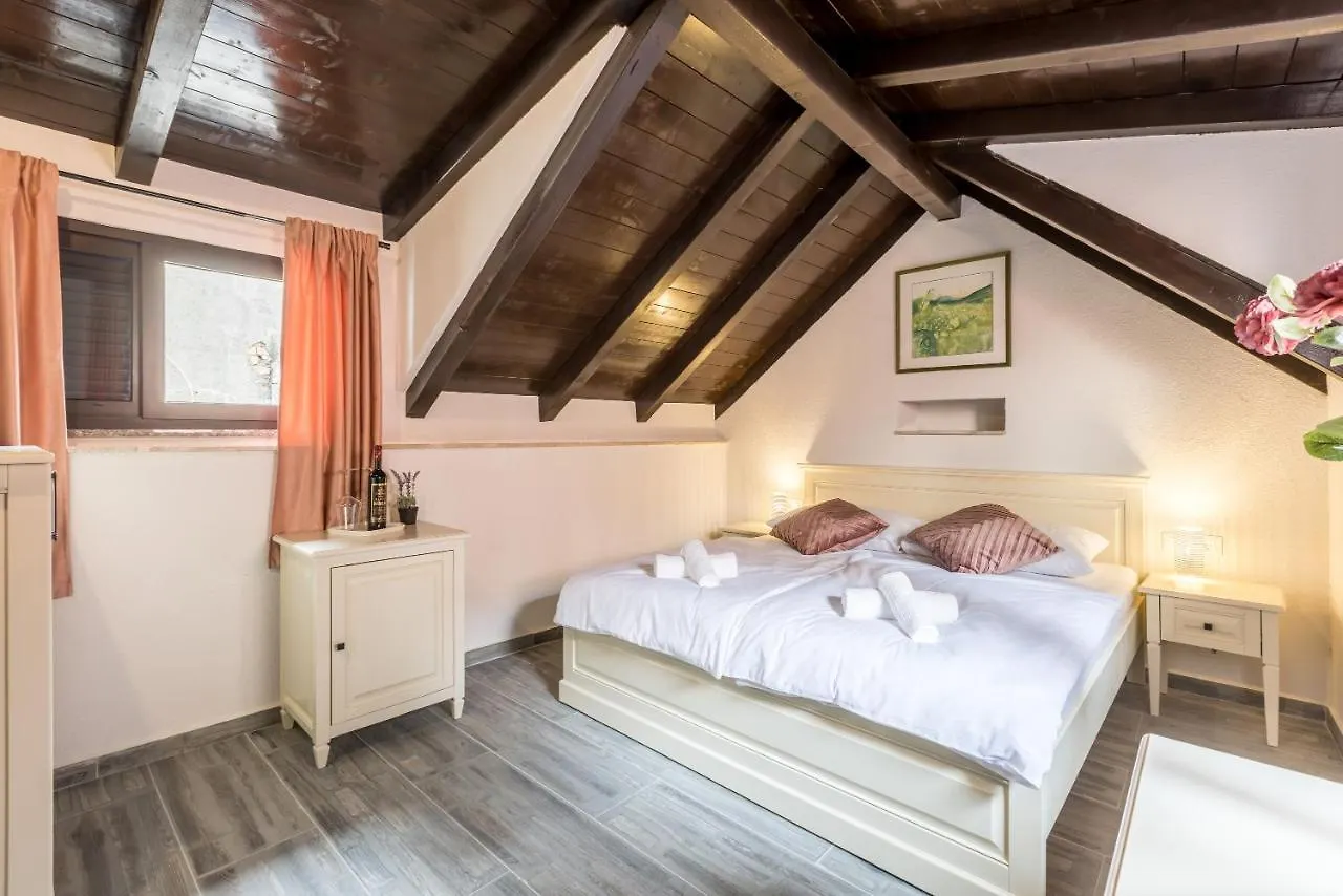 Old Town B&B Rooms Matusko Split 0*,