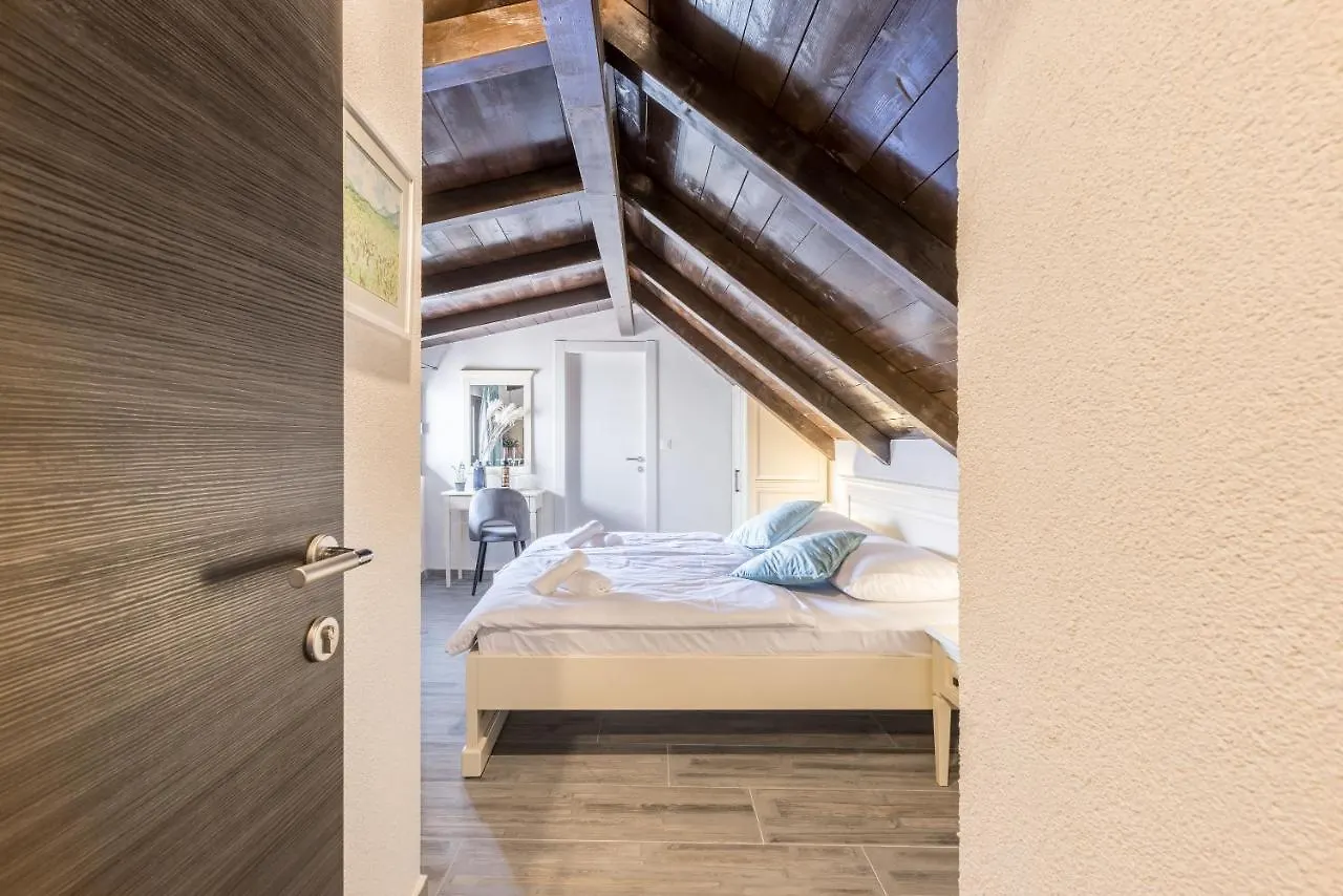 Old Town B&B Rooms Matusko Split